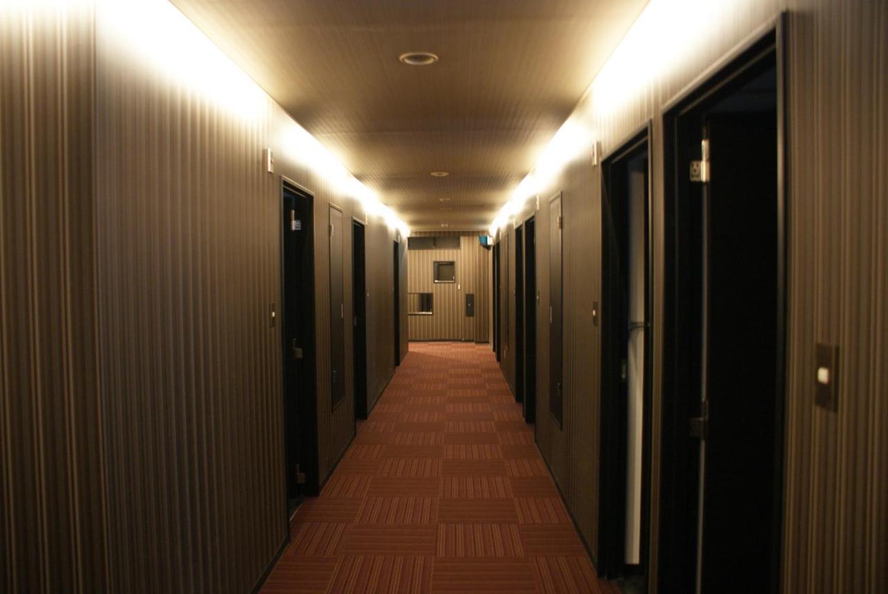 Hotel Livemax Budget Esaka Suita Esterno foto