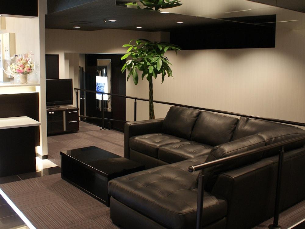 Hotel Livemax Budget Esaka Suita Esterno foto