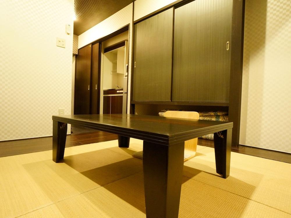 Hotel Livemax Budget Esaka Suita Esterno foto